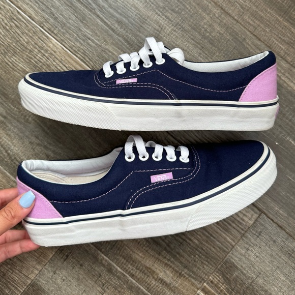 Vans Authentic Shoe laced purple dark blue 8.5 - Picture 2 of 6